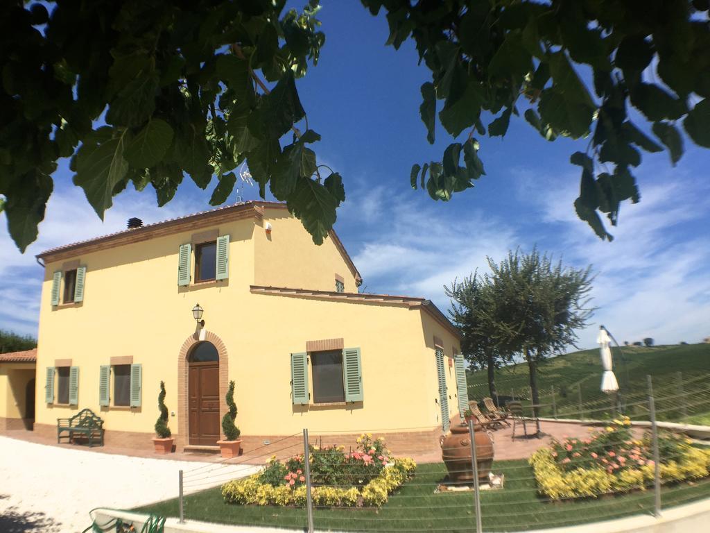 Girasole Apartment San Marcello  Luaran gambar